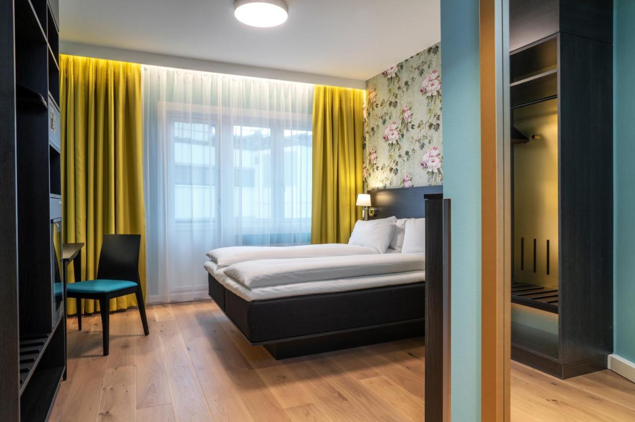 Standard Double Room,983077981:JPEG